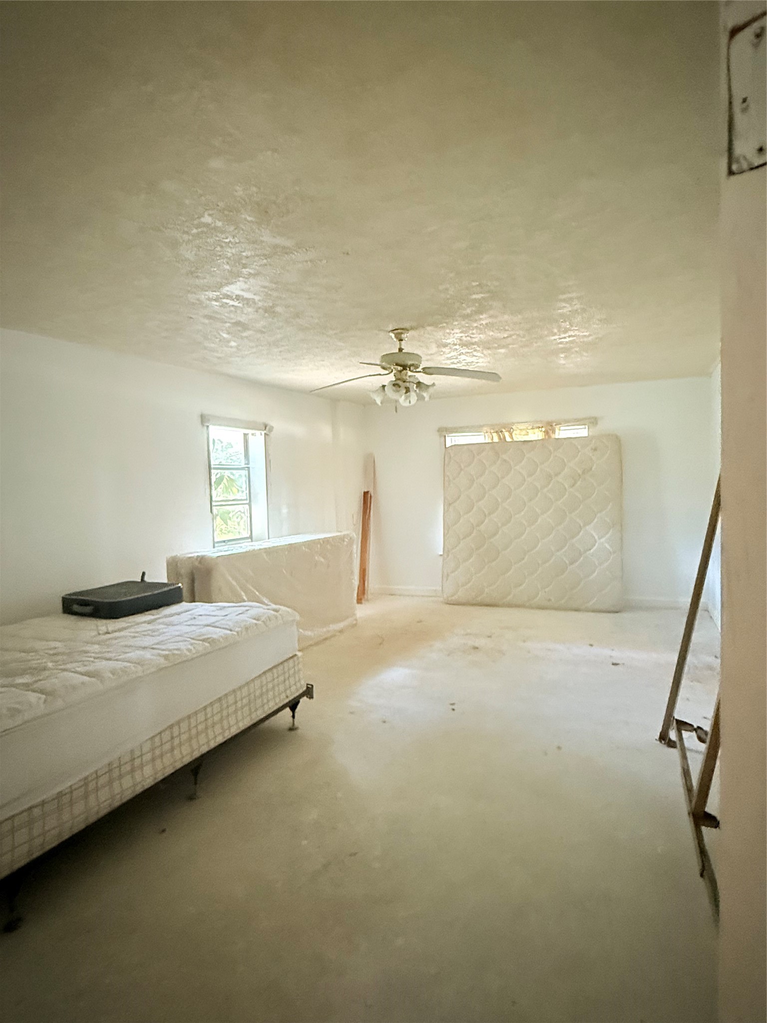 20785 Deuster Lane Porter, TX 77365 - Photo 14 of 28 a bedroom with a bed and a cabinets