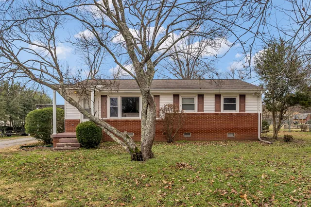 $249,900 | 104 Lynn Avenue, Watertown, TN 37184