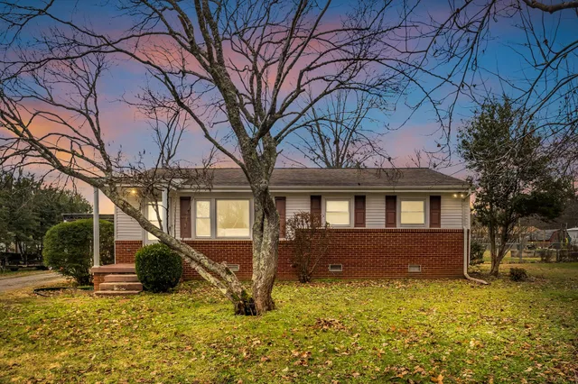 $249,900 | 104 Lynn Avenue, Watertown, TN 37184