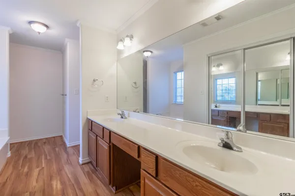 $295,000 | 904 Mockingbird Lane, Whitehouse, TX 75791