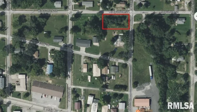 $5,000 | 8 Kirkpatrick Street, Benton, IL 62812