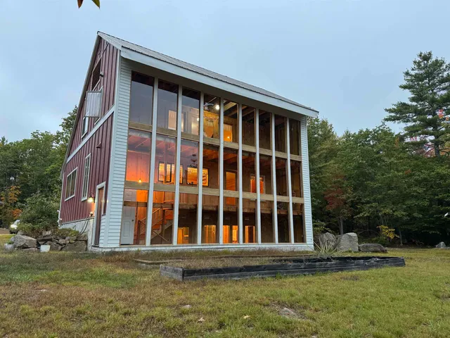 $550,000 | 50 Milford Avenue, Freedom, NH 03836