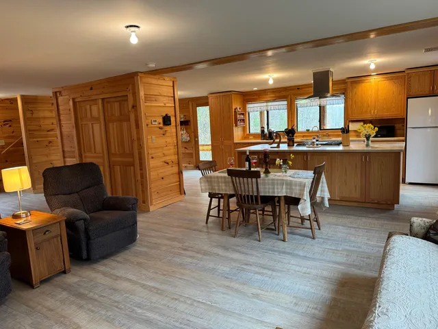 $550,000 | 50 Milford Avenue, Freedom, NH 03836