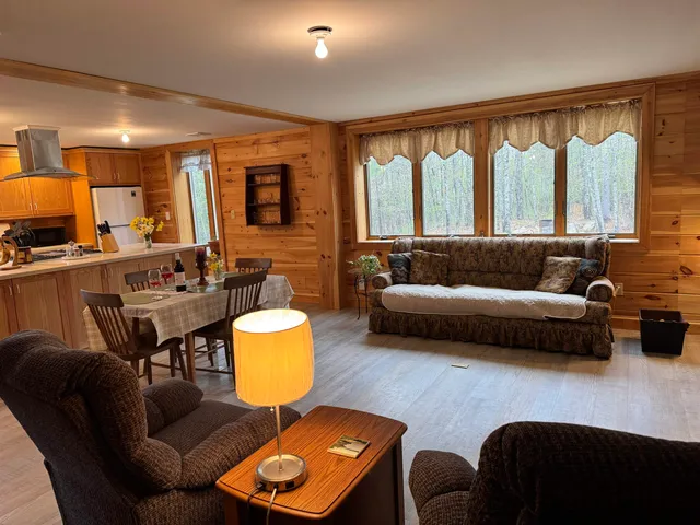 $550,000 | 50 Milford Avenue, Freedom, NH 03836