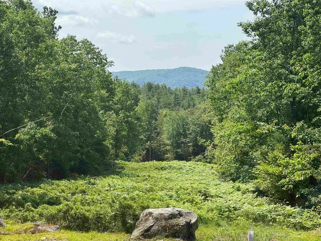 $550,000 | 50 Milford Avenue, Freedom, NH 03836