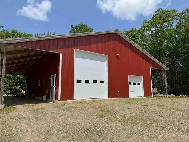 $550,000 | 50 Milford Avenue, Freedom, NH 03836