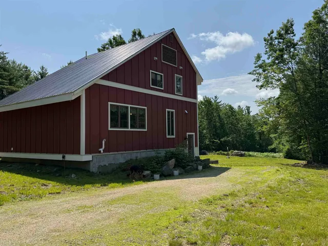 $550,000 | 50 Milford Avenue, Freedom, NH 03836