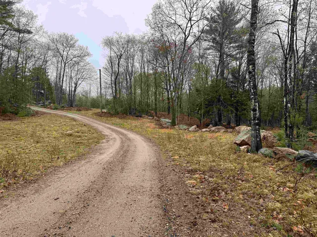 $550,000 | 50 Milford Avenue, Freedom, NH 03836