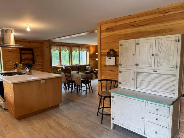 $550,000 | 50 Milford Avenue, Freedom, NH 03836