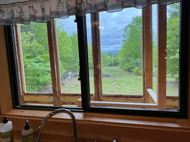 $550,000 | 50 Milford Avenue, Freedom, NH 03836