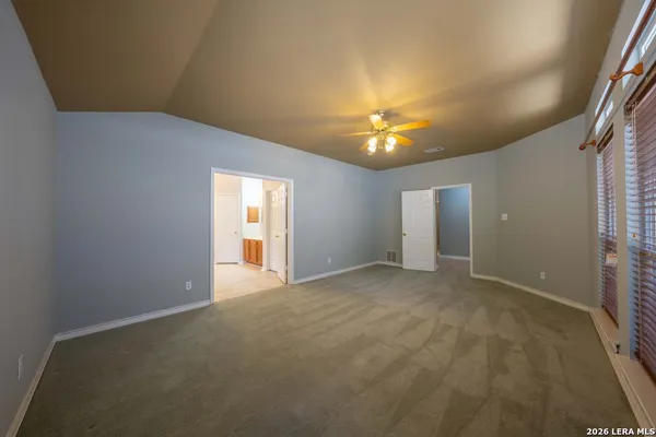 $2,600 | 1435 Bluff Forest, San Antonio, TX 78232