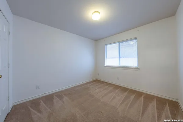 $2,600 | 1435 Bluff Forest, San Antonio, TX 78232