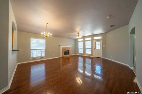 $2,600 | 1435 Bluff Forest, San Antonio, TX 78232