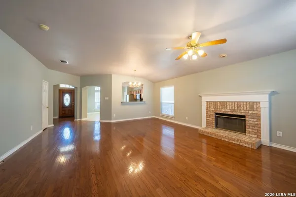 $2,600 | 1435 Bluff Forest, San Antonio, TX 78232