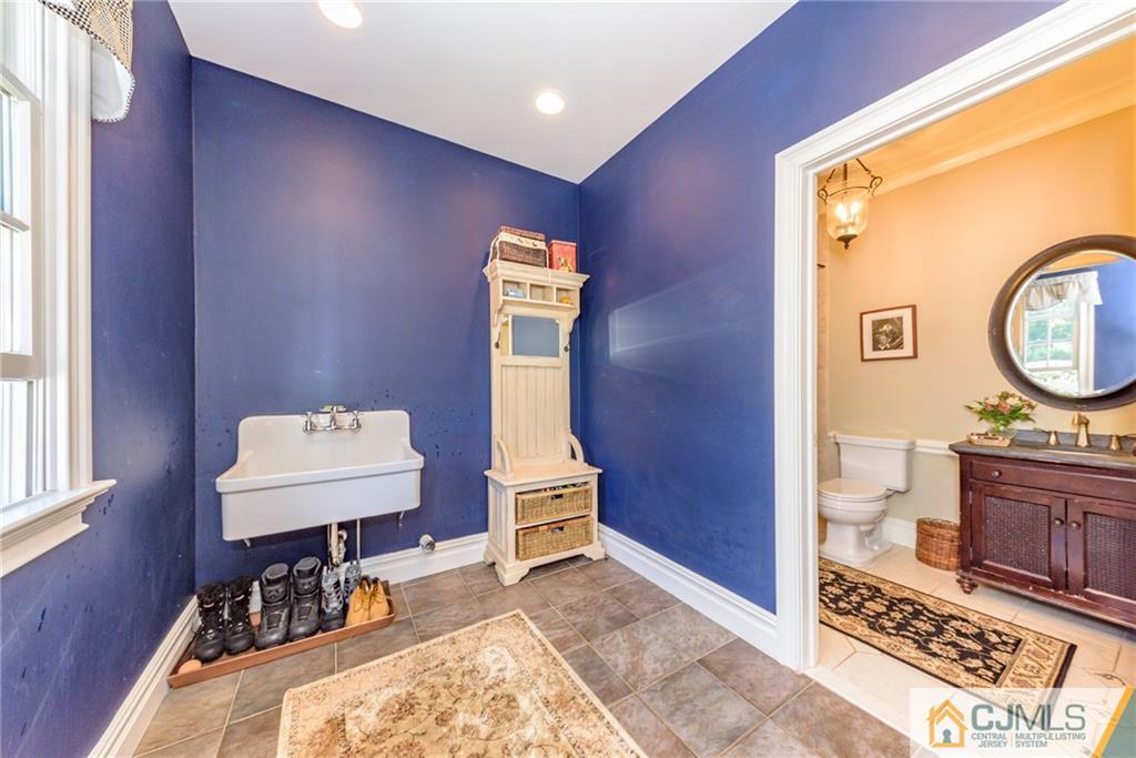 40 Pickle Road Califon, NJ 07830 - Photo 18 of 50 a room with furniture and a window