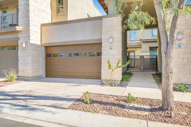$5,300 | 1701 Retreat Circle, Palm Desert, CA 92260