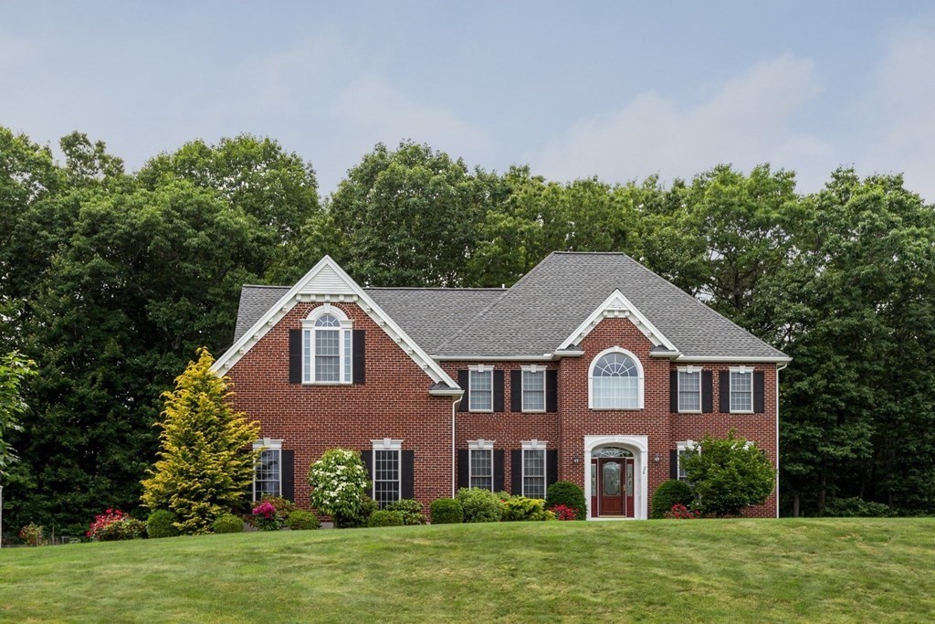20 Smith Road Hopkinton, MA 01748 - Photo 1 of 37 Gallery Image 1