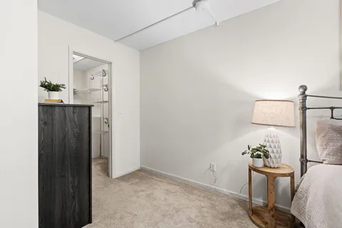 $159,900 | 4407 Wilshire Boulevard, Unit 305, Mound, MN 55364