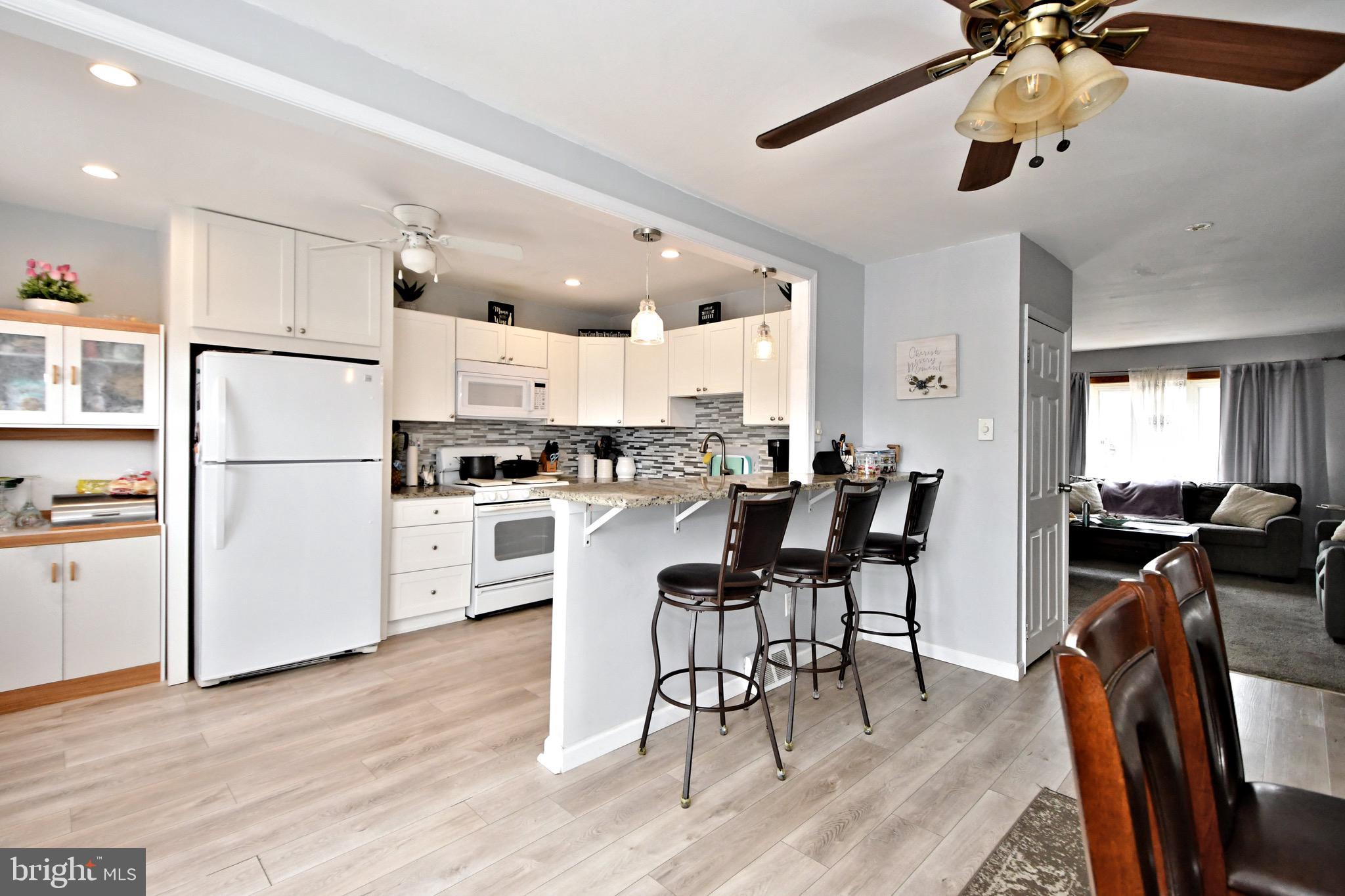 12206 Medford Road Philadelphia, PA 19154 - Photo 12 of 39