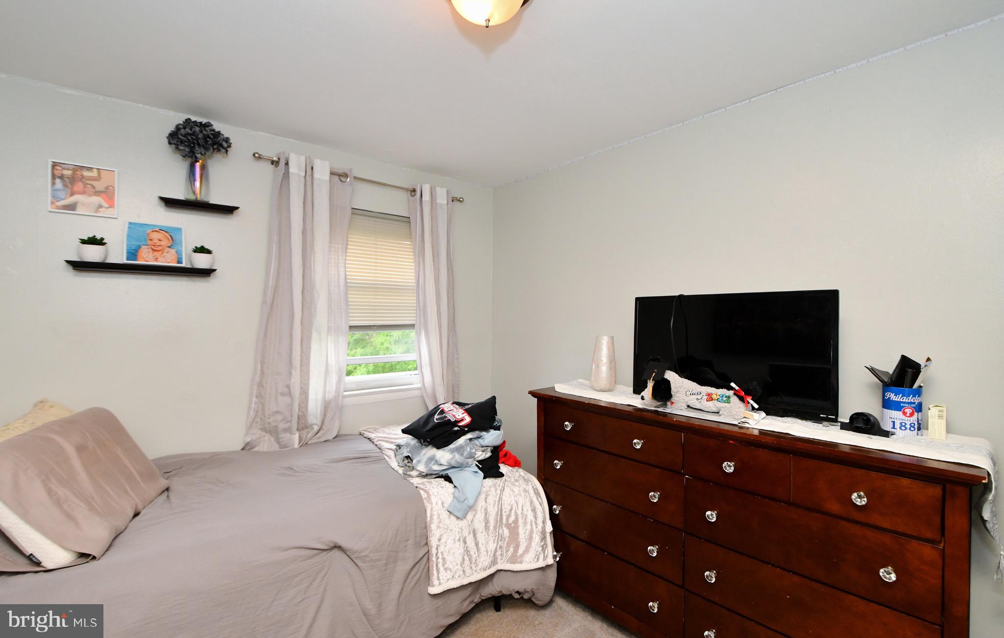 12206 Medford Road Philadelphia, PA 19154 - Photo 23 of 39