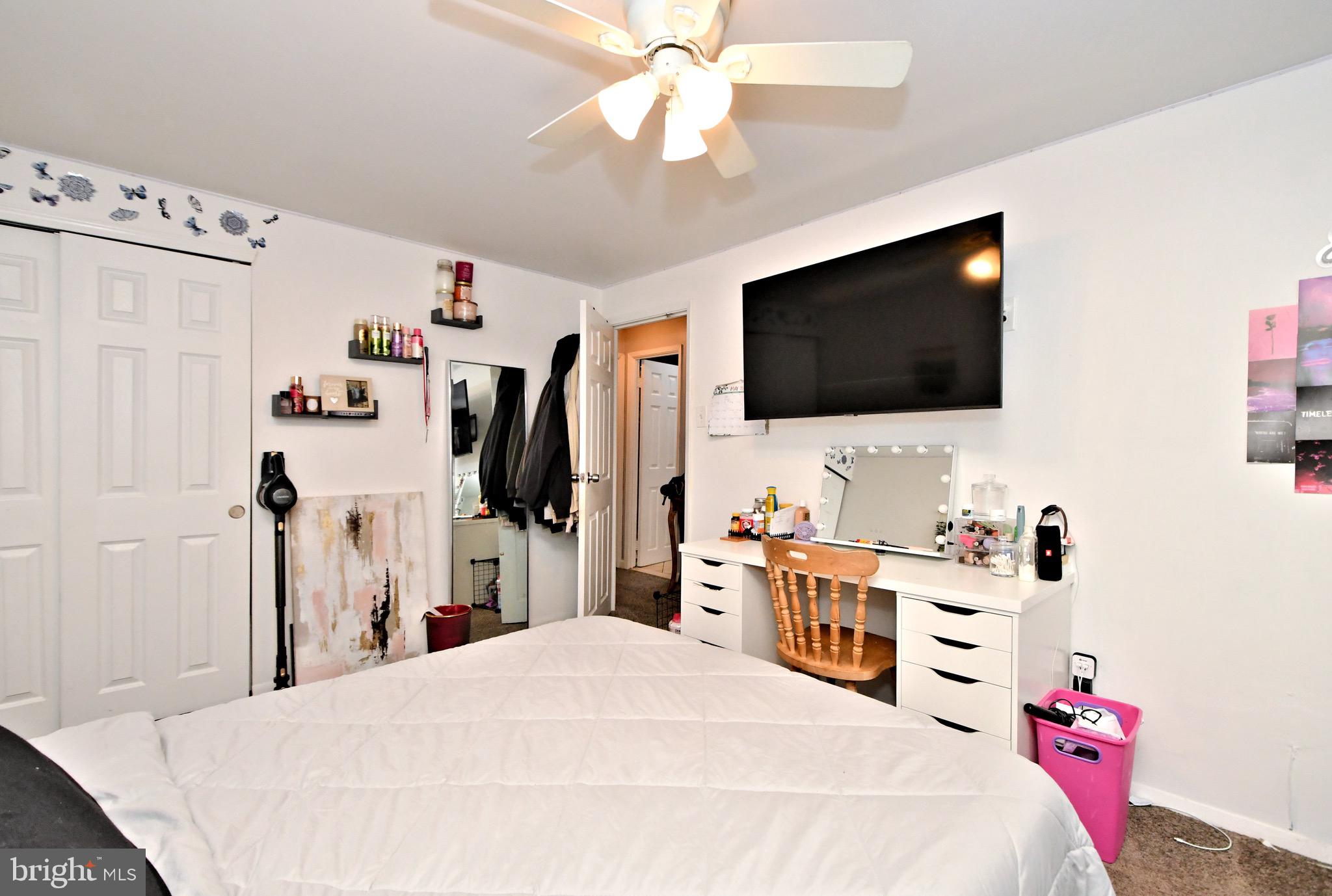 12206 Medford Road Philadelphia, PA 19154 - Photo 27 of 39