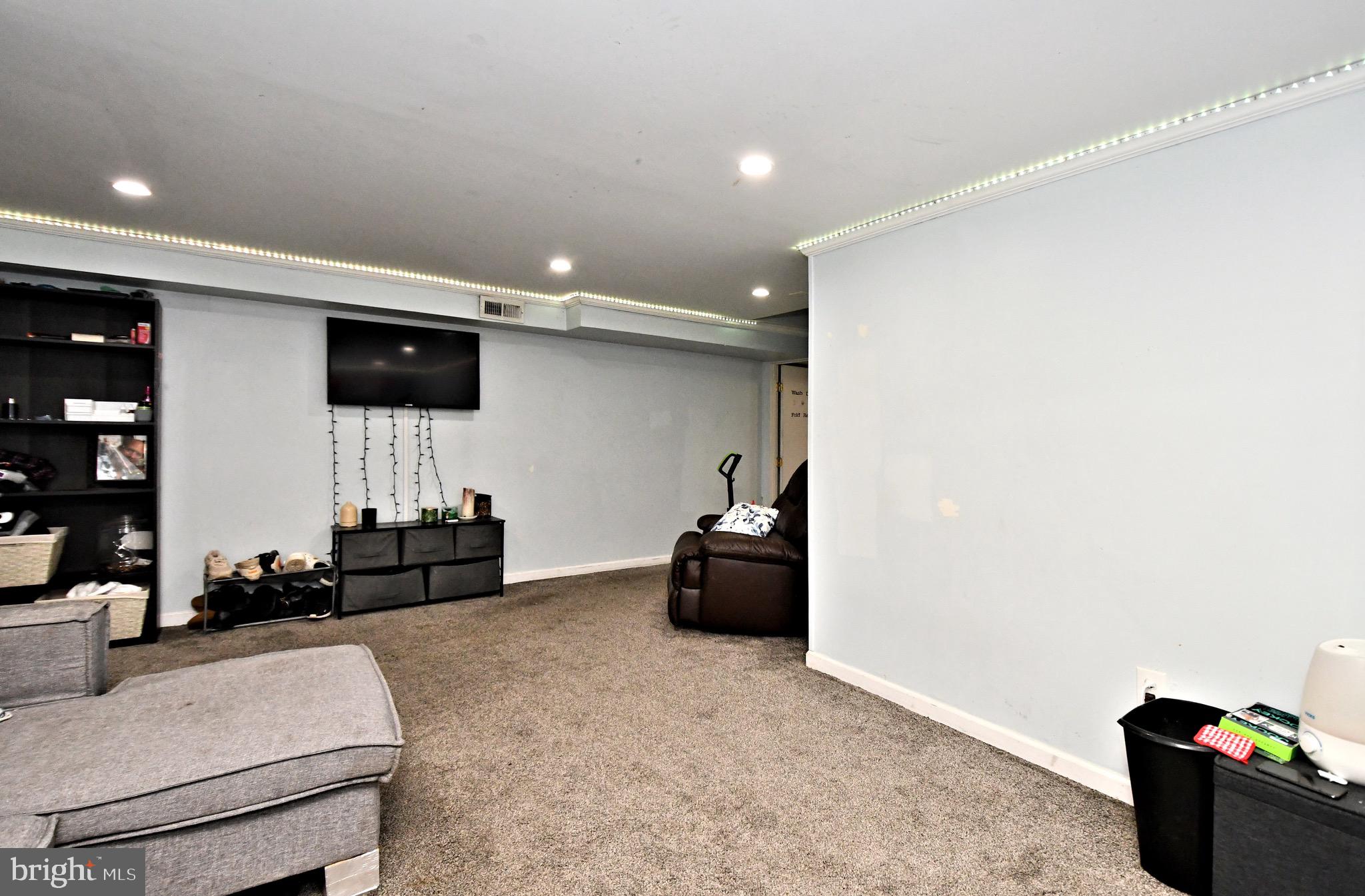 12206 Medford Road Philadelphia, PA 19154 - Photo 29 of 39