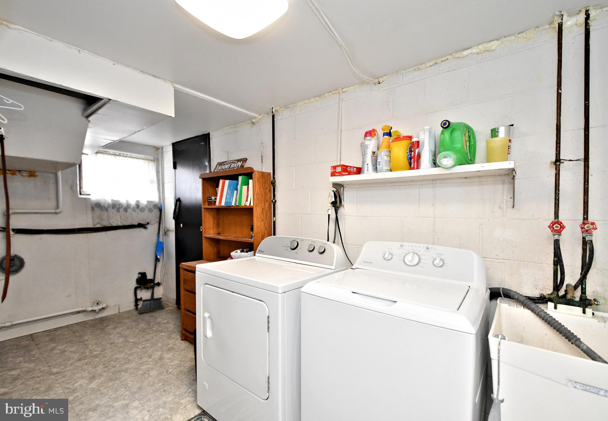 12206 Medford Road Philadelphia, PA 19154 - Photo 32 of 39