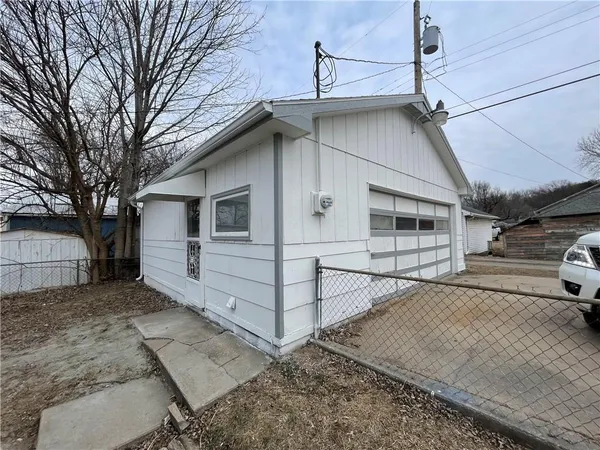 $114,900 | 6641 Washington Street, St. Joseph, MO 64504