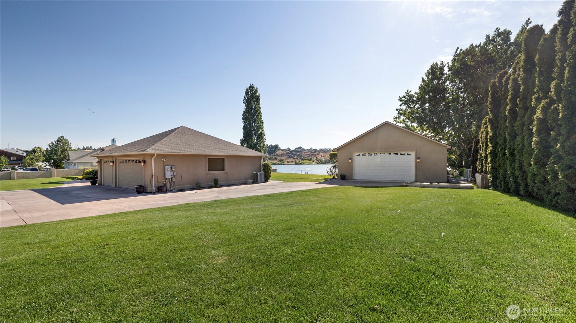 8285 Scott Road Northeast Moses Lake, WA 98837 - Photo 13 of 40 Gallery Image 13