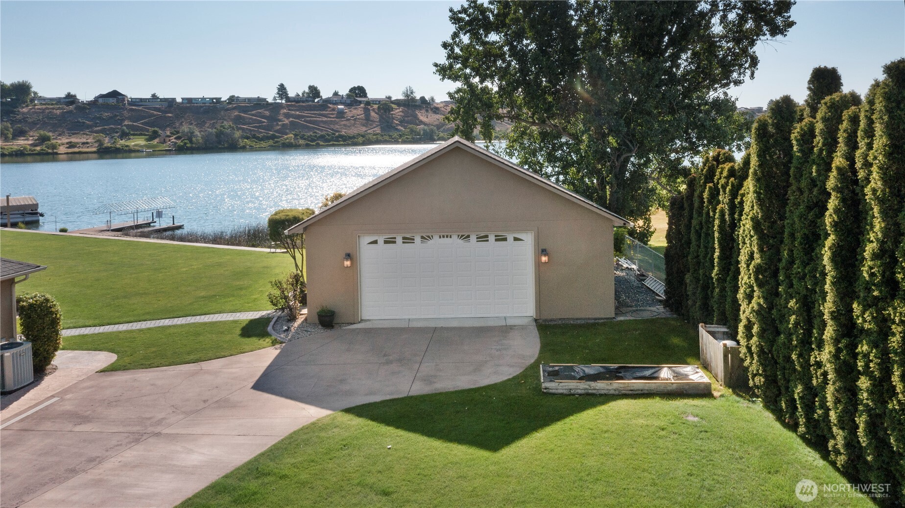 8285 Scott Road Northeast Moses Lake, WA 98837 - Photo 5 of 40 Gallery Image 5