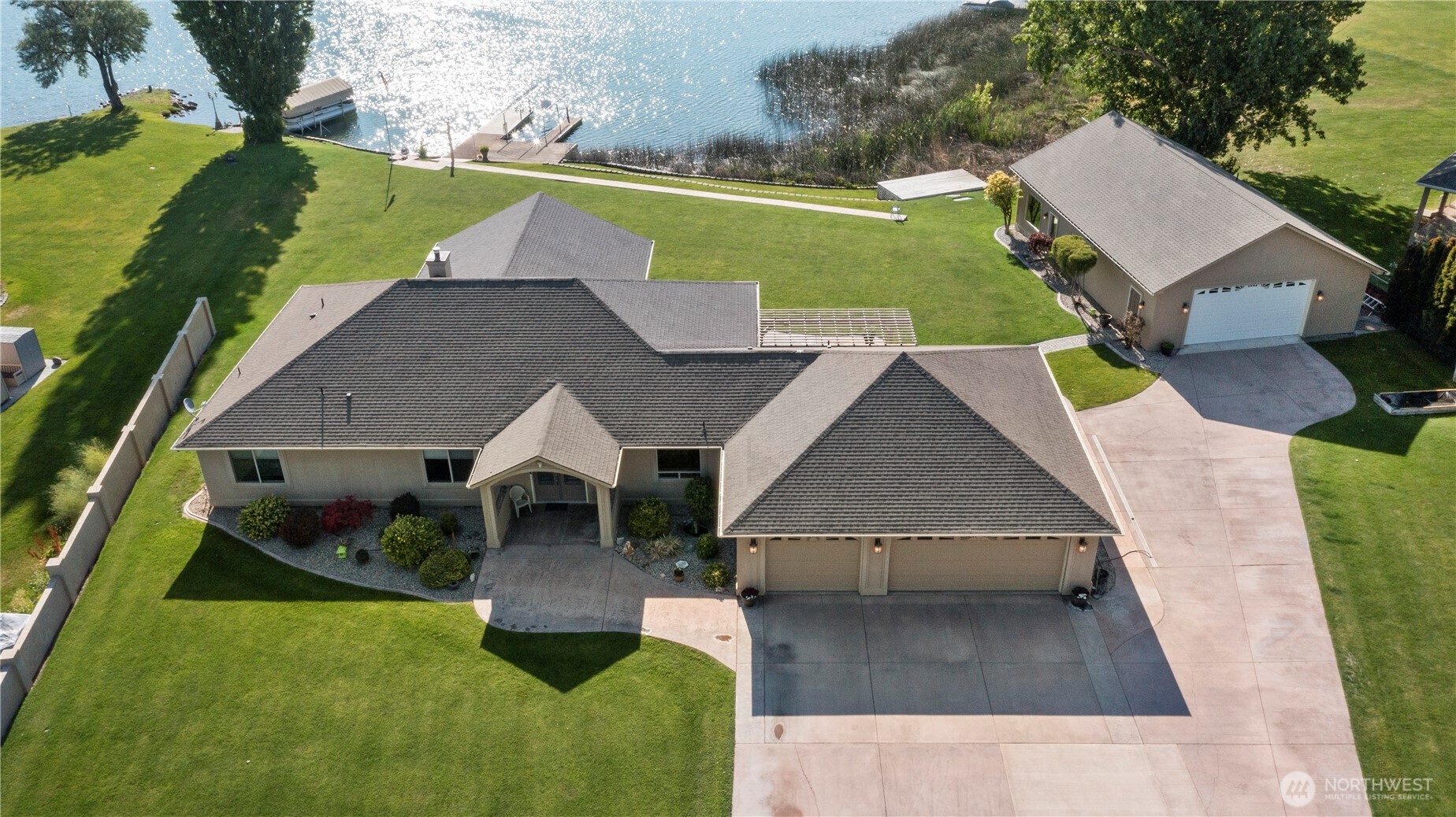 8285 Scott Road Northeast Moses Lake, WA 98837 - Photo 7 of 40 Gallery Image 7