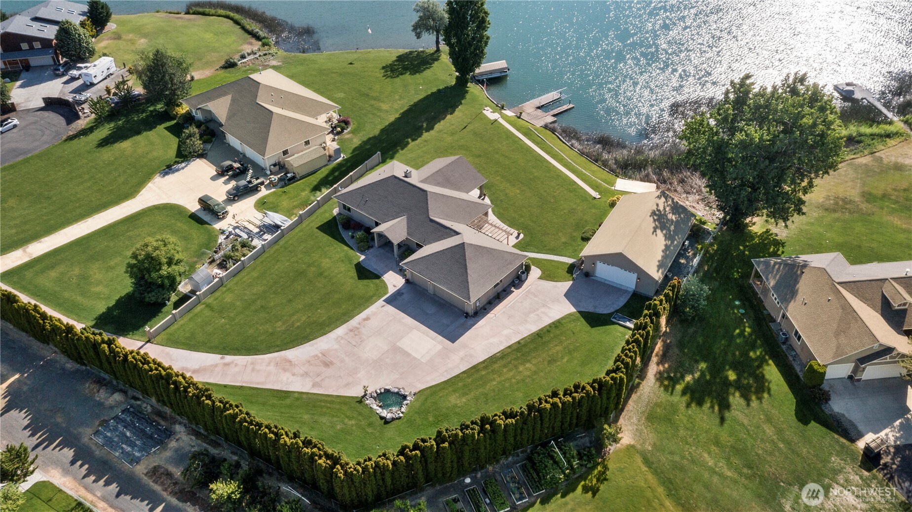 8285 Scott Road Northeast Moses Lake, WA 98837 - Photo 8 of 40 Gallery Image 8