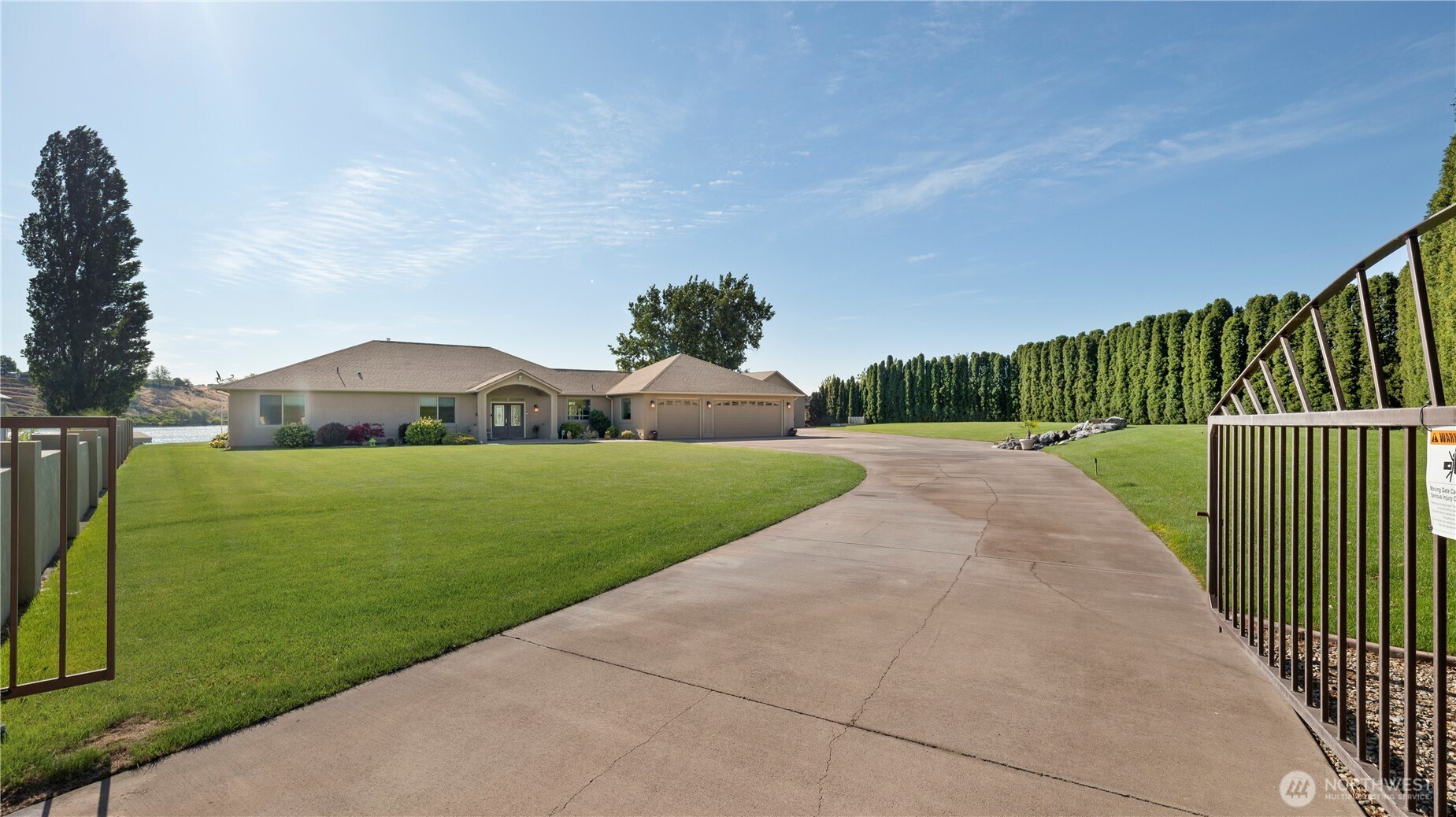 8285 Scott Road Northeast Moses Lake, WA 98837 - Photo 9 of 40 Gallery Image 9