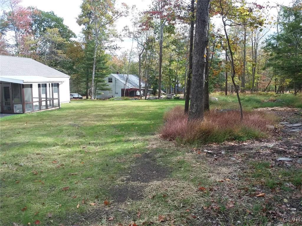 687 White Oak Road Cresco, PA 18326 - Photo 12 of 38 Gallery Image 12