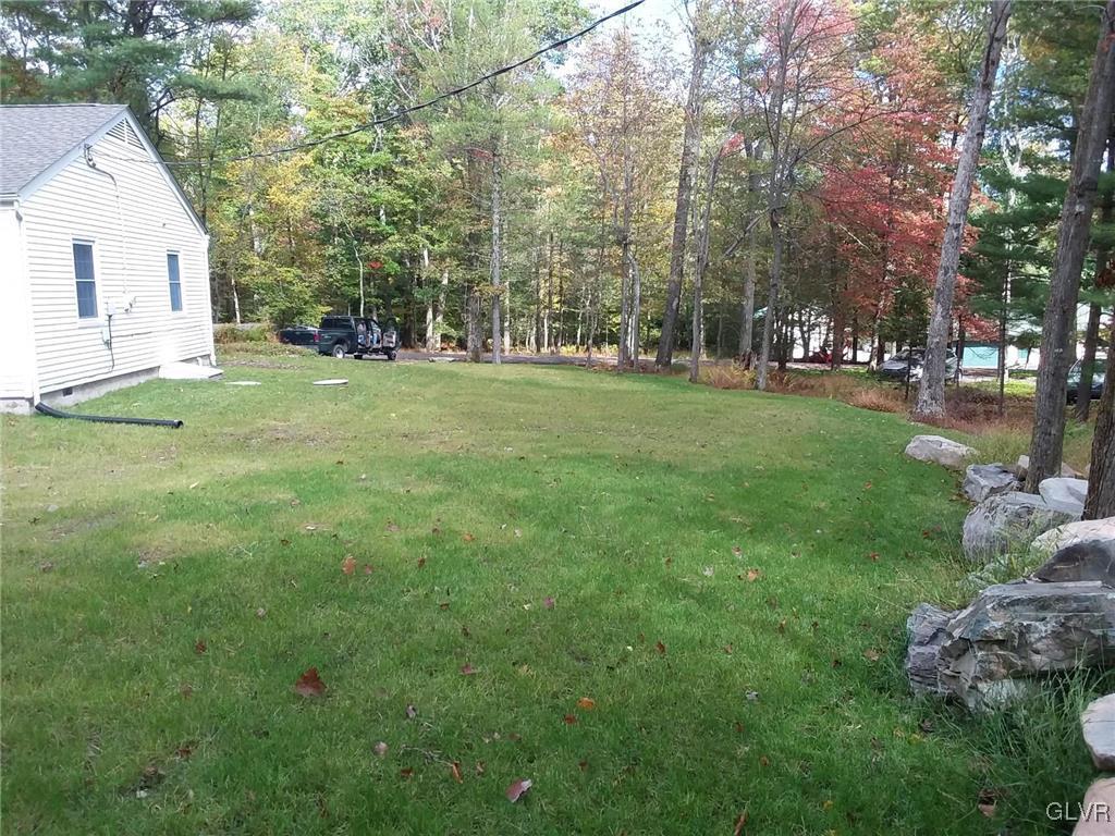 687 White Oak Road Cresco, PA 18326 - Photo 33 of 38 Gallery Image 33