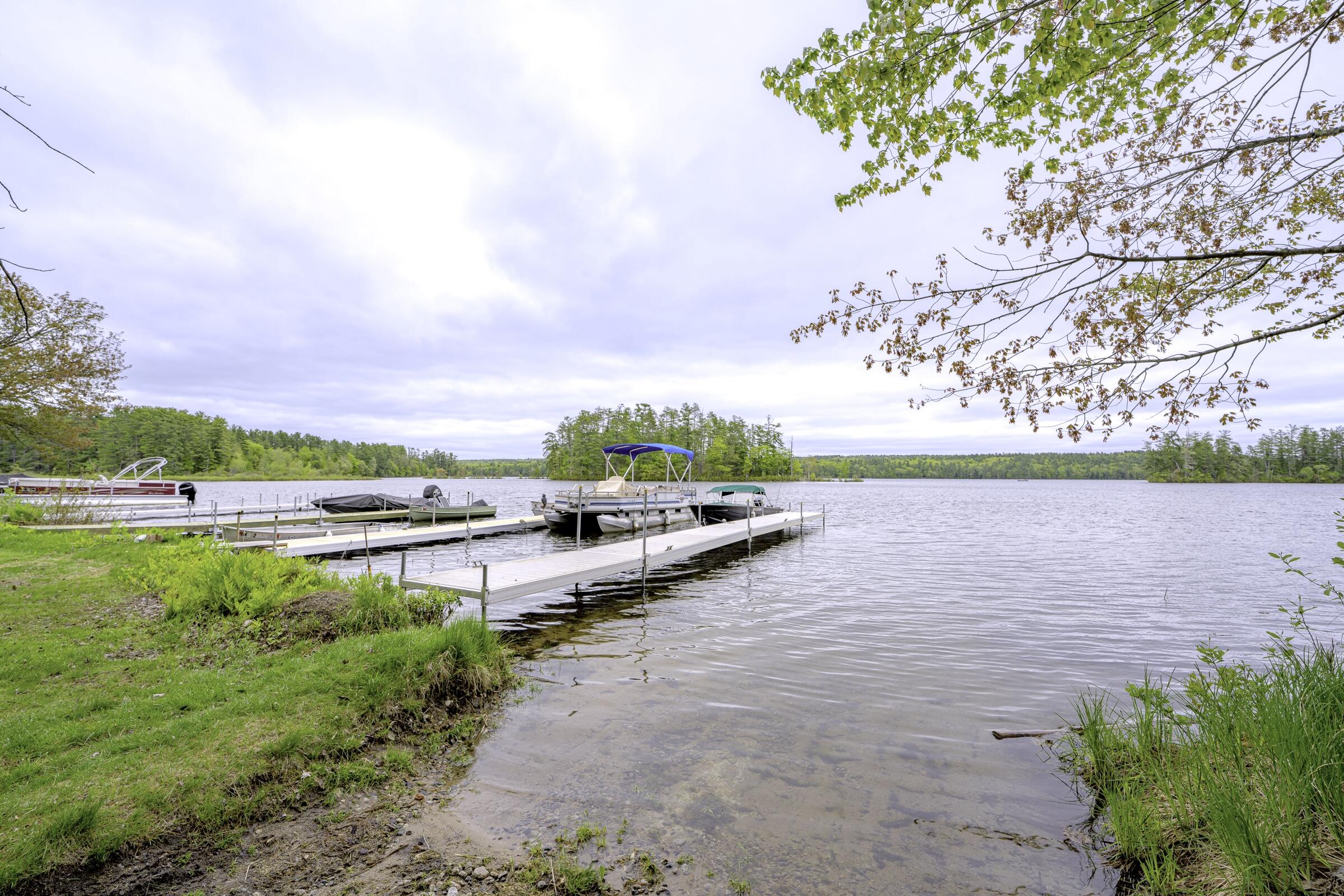 107 Meadow Road Raymond, ME 04071 - Photo 2 of 42 107 Meadow rd-39
