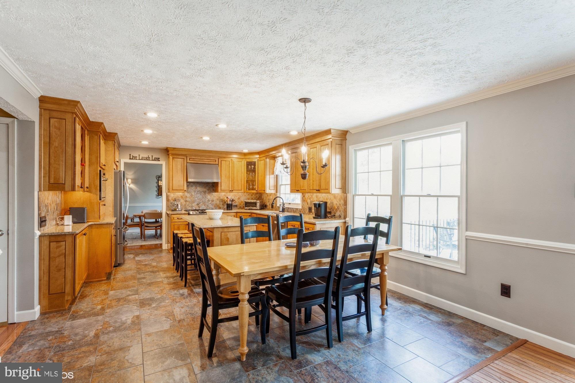425 Rambler Road Bel Air, MD 21015 - Photo 10 of 36 Kitchen with Eat-In Space