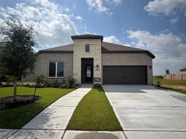 $460,990 | 31535 Fern Grove Road, Fulshear, TX 77494