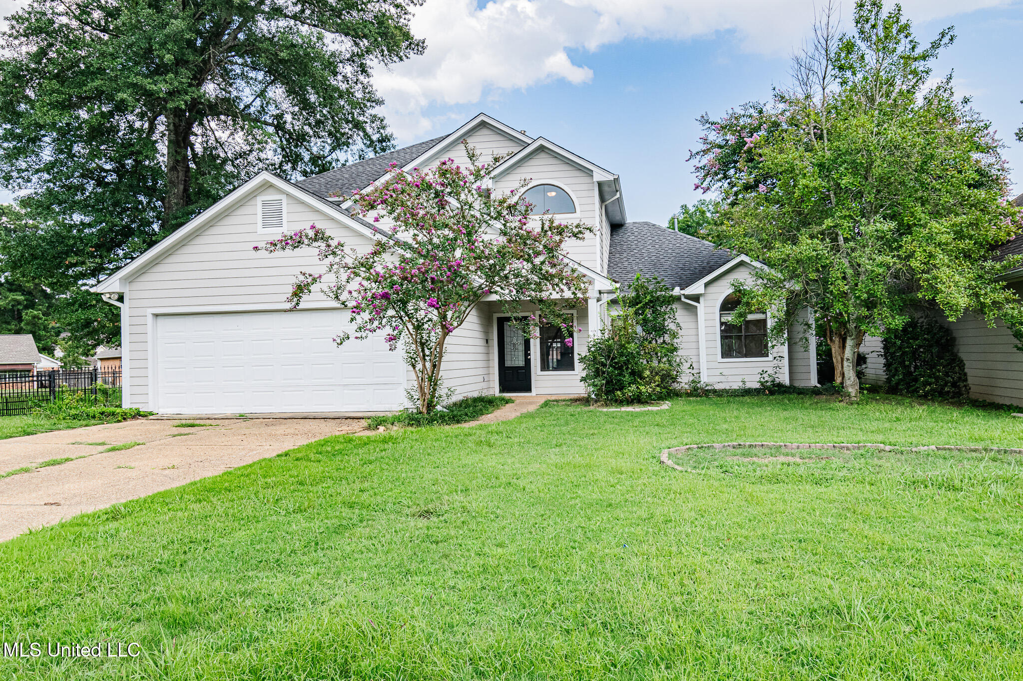 410 Spike Ridge Canton, MS 39046 - Photo 2 of 50 DSC_0427