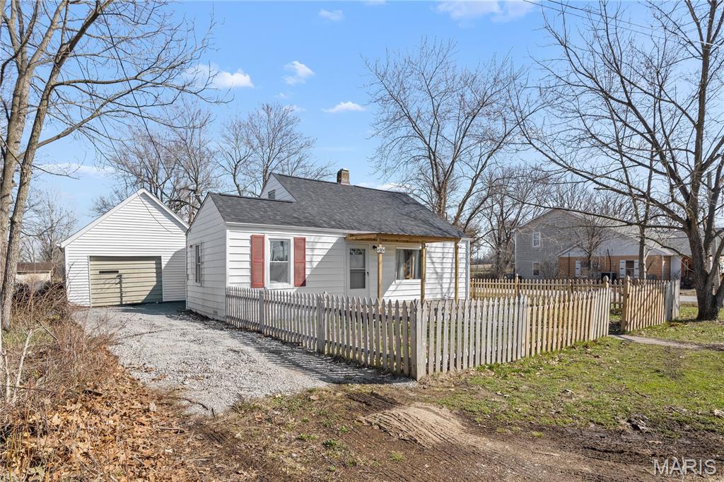 4904 2nd Street Alton, IL 62002 - Photo 2 of 24