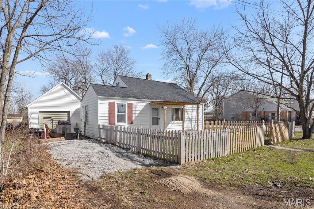 4904 2nd Street Alton, IL 62002 - Photo 3 of 24