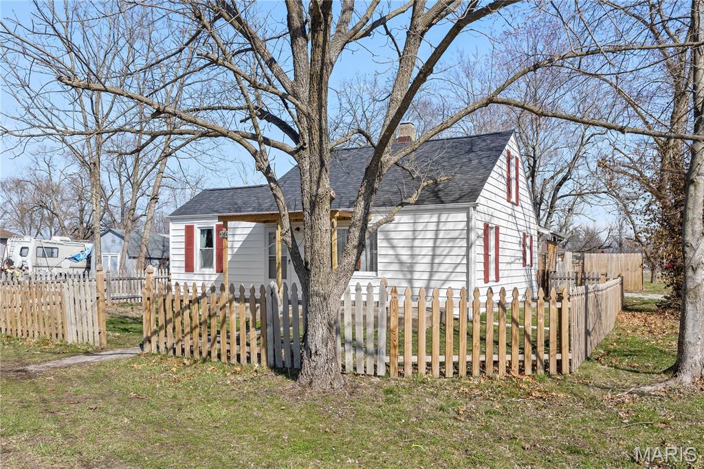 4904 2nd Street Alton, IL 62002 - Photo 4 of 24