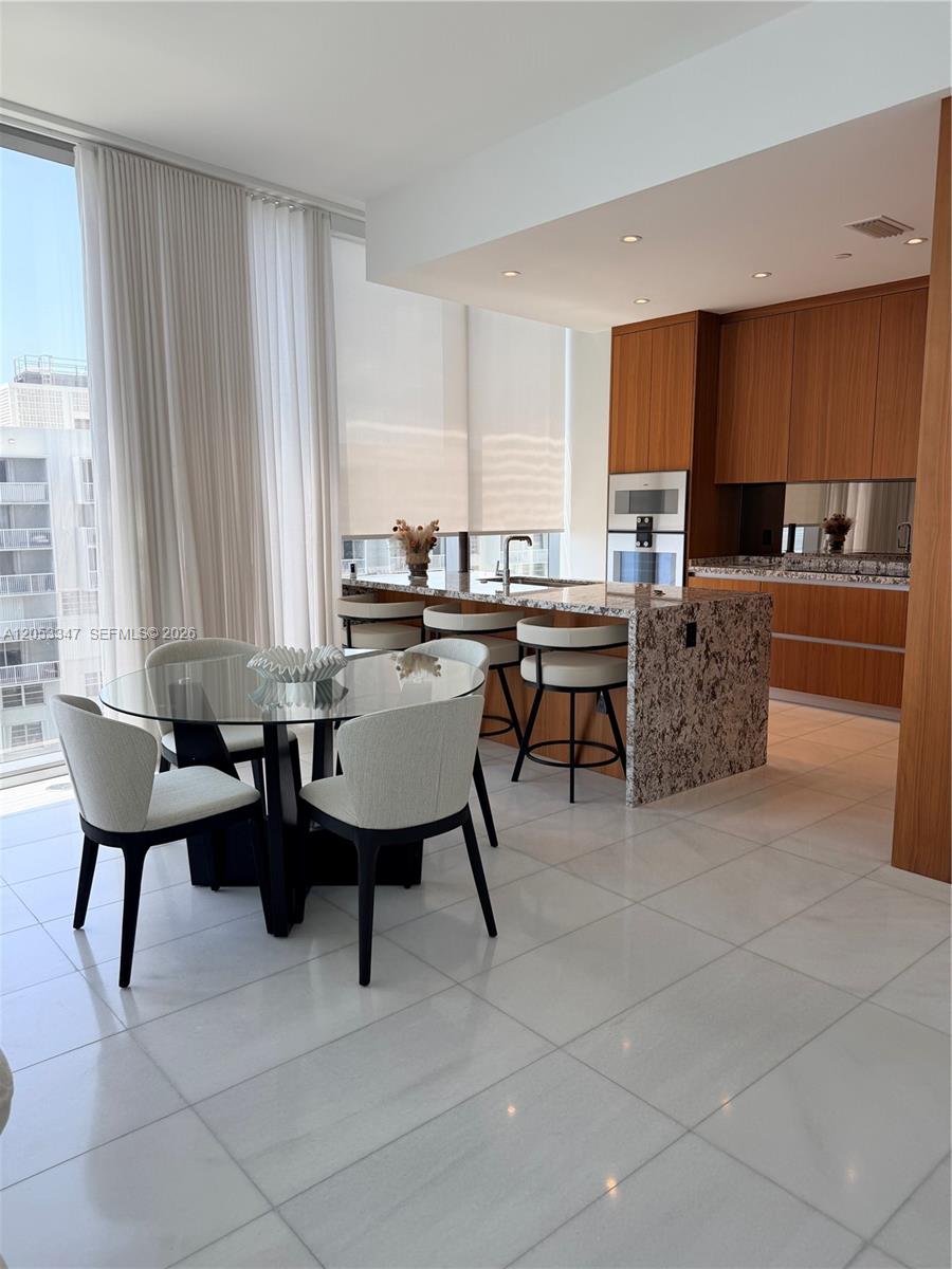 175 Southeast 25th Road, Unit 902 Miami, FL 33129 - Photo 15 of 65 Gallery Image 15