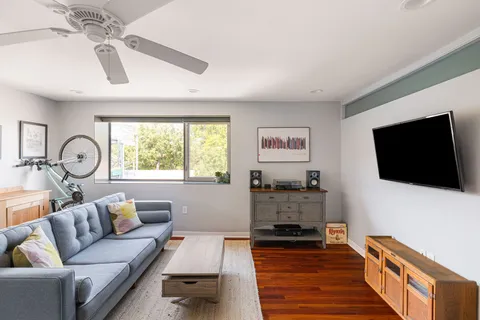 $330,000 | 904 West Avenue, Unit 213, Austin, TX 78701