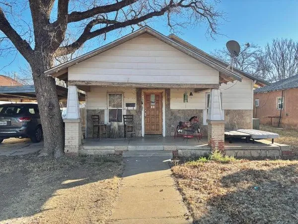 $72,500 | 720 South 11th Street, Slaton, TX 79364