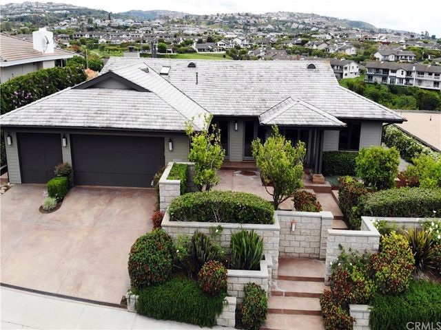 $3,400,000 | 1030 Sandpiper Drive, Corona del Mar, CA 92625