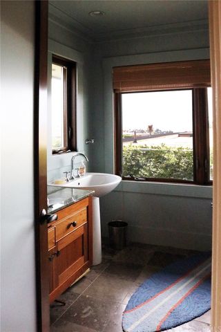 $3,400,000 | 1030 Sandpiper Drive, Corona del Mar, CA 92625