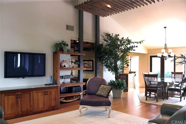 $3,400,000 | 1030 Sandpiper Drive, Corona del Mar, CA 92625