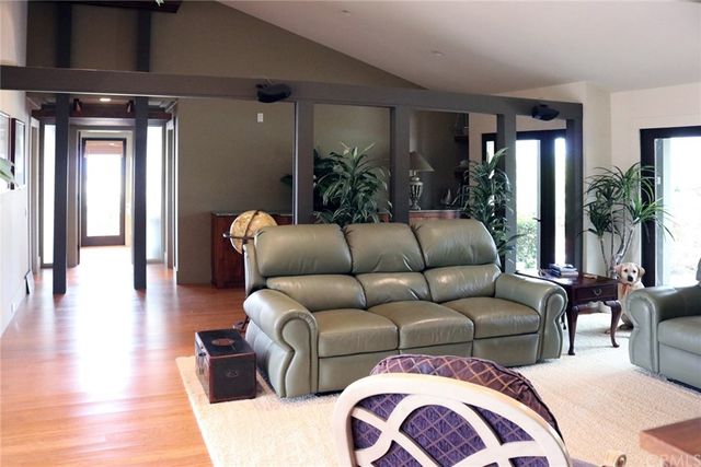 $3,400,000 | 1030 Sandpiper Drive, Corona del Mar, CA 92625