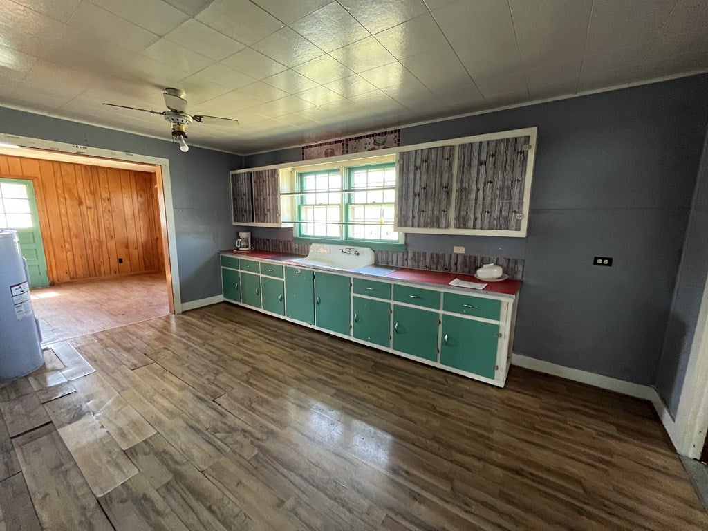 1005 Glendale Road Galax, VA 24333 - Photo 18 of 26 Gallery Image 18